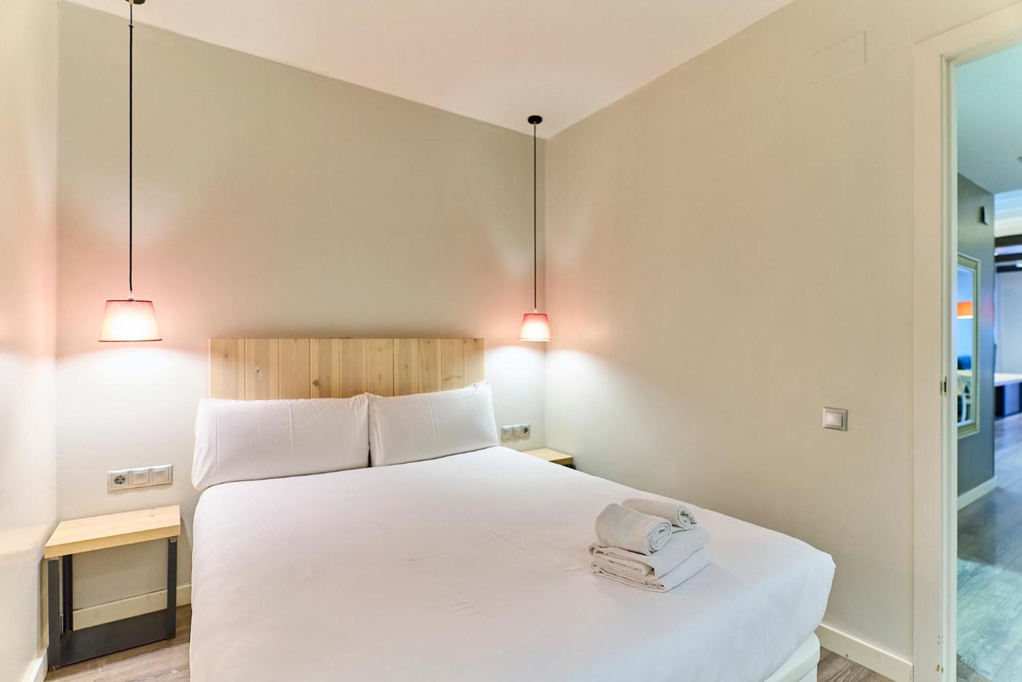 Montserrat Apartments By Gaiarooms — Photos 3